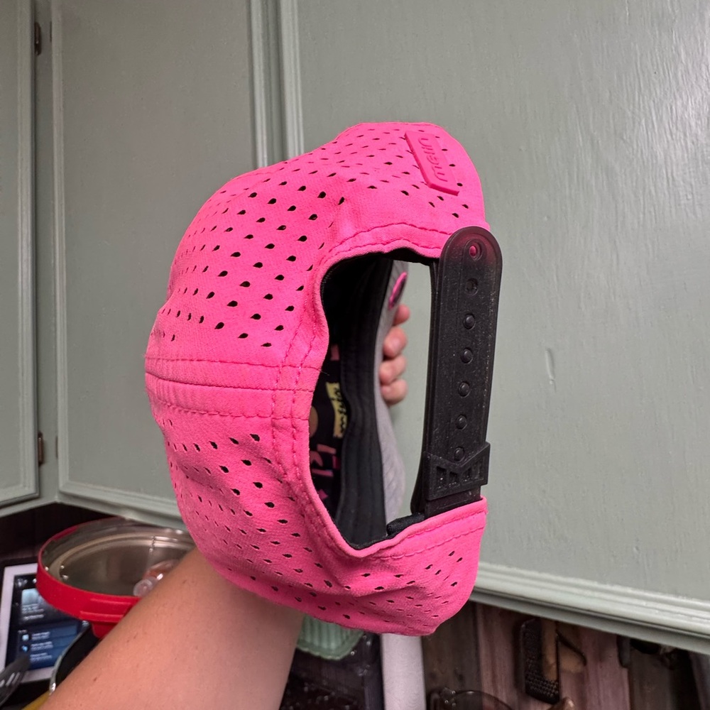 MELIN Hydro Coronado Drip Hat/Cap neon pink RARE - Picture 4 of 7